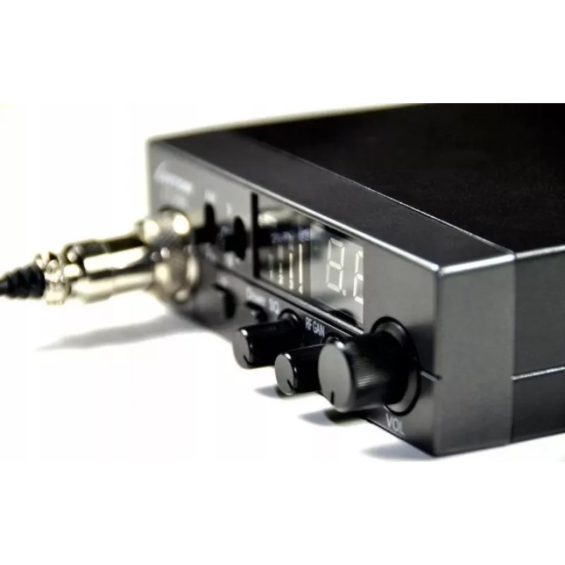 Luiton LT-298 ASQ AM/FM CB radijo cigarečių degiklio lizdo kištukas, juodas