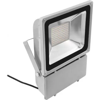 LED prožektorius EUROLITE FL-100 3000K — šiltai baltos šviesos išvestis