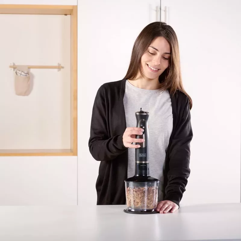 Panardinamasis trintuvas Juoda+Decker BXHBA800E (800W; juodas)