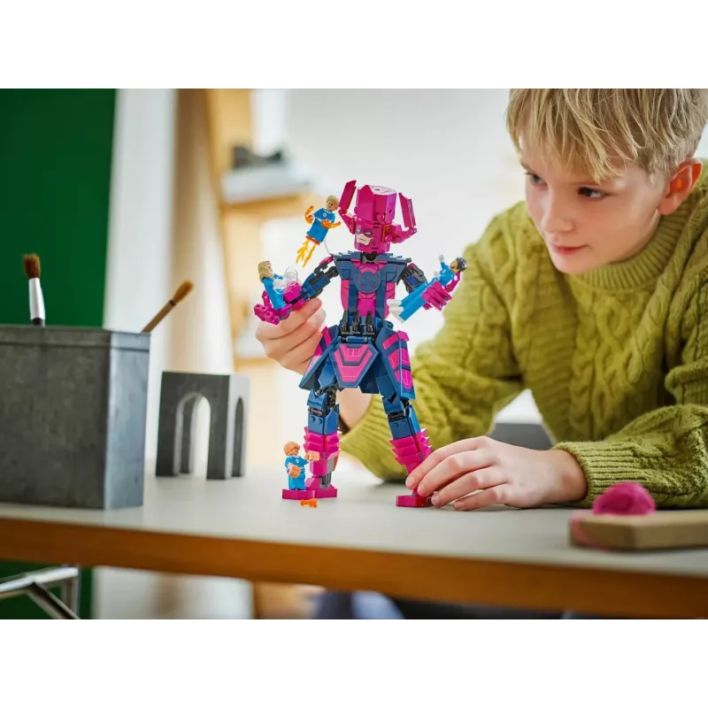 LEGO statybų rinkinys Marvel Super Heroes 76316 — Fantastiškasis ketvertas: Galactus minifigūrėlių rinkinys, 427 detalės, 4 minifigūrėlės, amžius 9+
