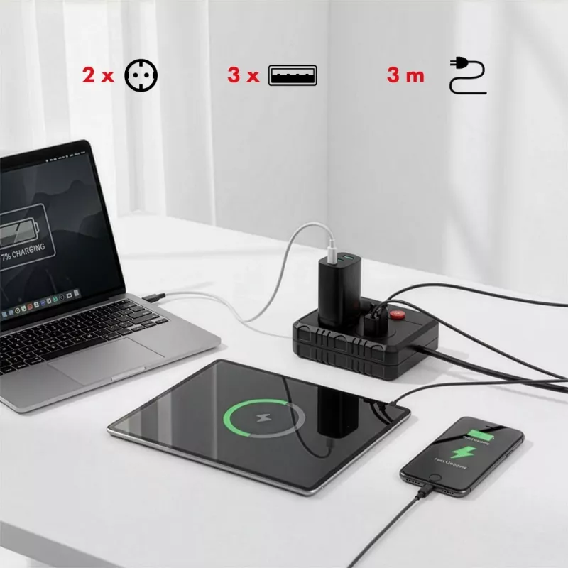 Kištukinis lizdas MACLEAN MCE388 B — 2 kintamosios srovės lizdai, 3×USB A, 110–120V 50/60Hz, 2500W, 3 m laidas, juodas