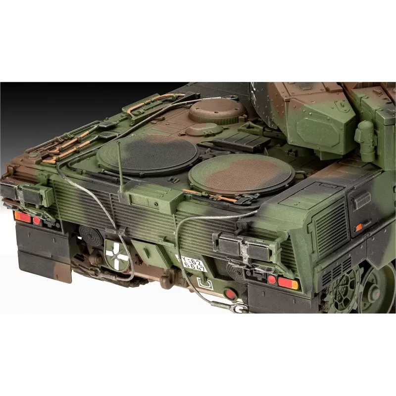 Plastikinis modelis REVELL Leopard 2A7A1 karinio tanko rinkinys (mastelis nenurodytas)