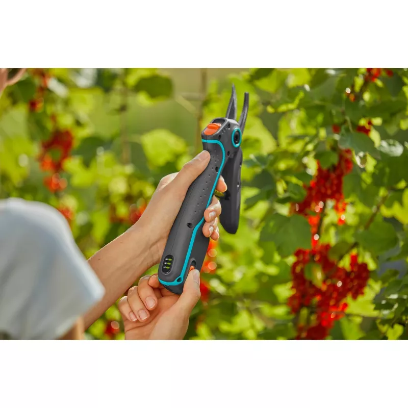 Gardena AssistCut genėjimo žirklės Bypass juoda žalia 2,5 cm pjovimo talpa
