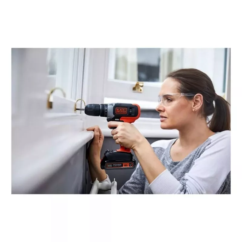 BLACK & DECKER | Belaidis gręžtuvas-suktuvas | BCD001C2-QW | 18 V | 2x1,5 Ah | Ličio