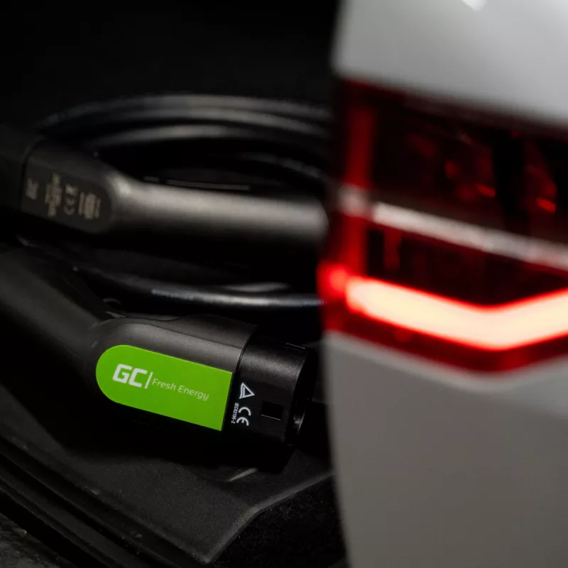 Elektrinio automobilio įkrovimo kabelis Green Cell EV13 juodas Type 2 5 m