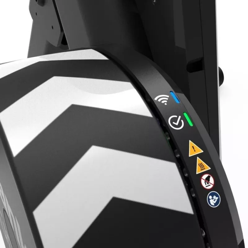 Išmanusis treniruoklis Wahoo KICKR CORE 2 — magnetinis dviračio treniruoklis, diržinė pavara, maks. 1800 W, suderinamas su 11 greičių kasetėmis, Bluetooth/Wi‑Fi/ANT+