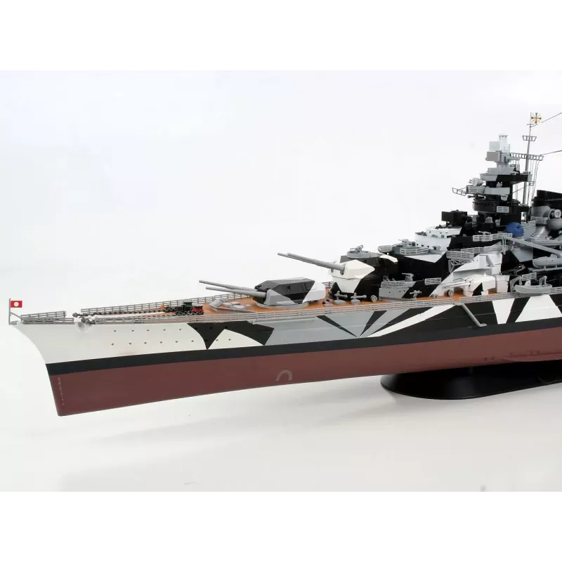 Plastikinis laivo modelis REVELL Tirpitz mastelis 1:350