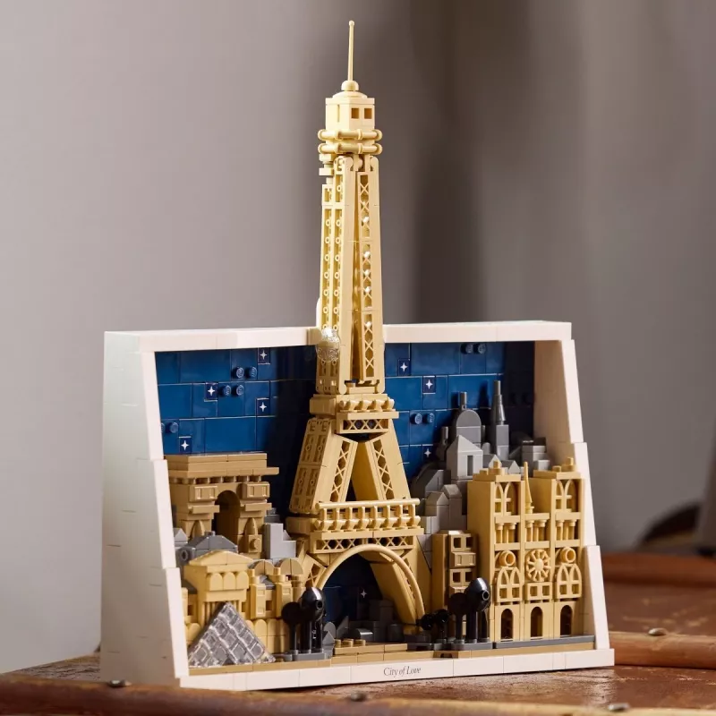 LEGO ARCHITECTURE 21064 Paris – Meilės miestas