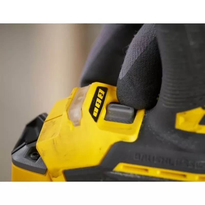 Impakcinis suktuvas Stanley FATMAX SFMCF830B-XJ 3200 RPM juoda geltona