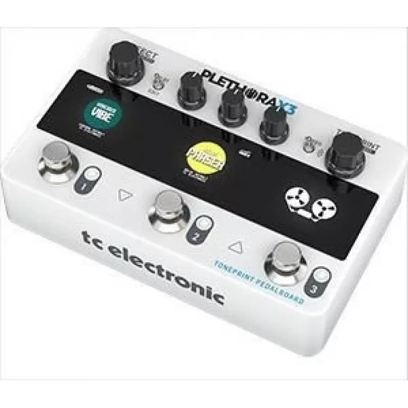 Gitaros daugiaefektis įrenginys TC Electronic Plethora X3 su 3 efektų kilpomis ir 20 efektų