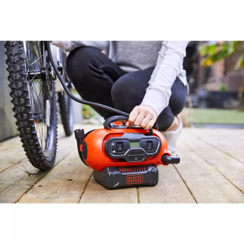Black & Decker BDCINF18N-QS oro kompresorius 160 l/min AC/Žiebtuvėlio lizdas