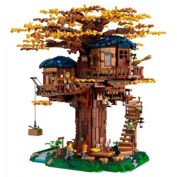 LEGO rinkinys LEGO IDEAS 21318 Medžio namelis 3-in-1 — modulinis namelio medyje modelis, kelių versijų rinkinys