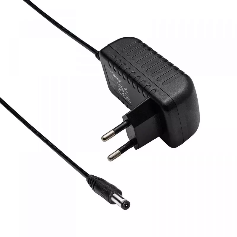 Akyga AK-TB-09 maitinimo adapteris inverteris Vidinis 5 W Juoda