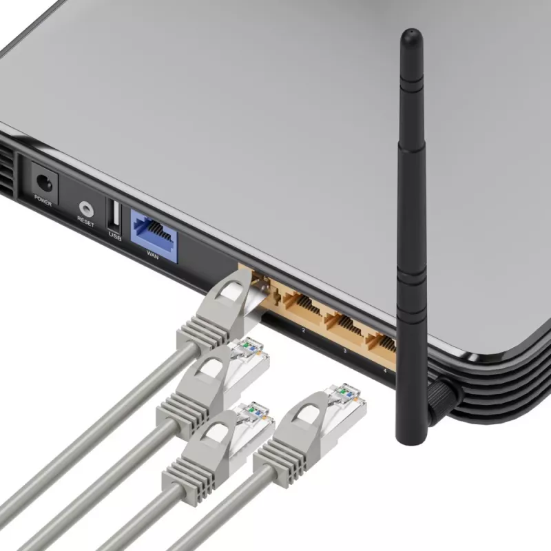 Tinklo kabelis Extralink LAN Patchcord Kat.5e RJ-45 U/UTP 0,5 m pilkas