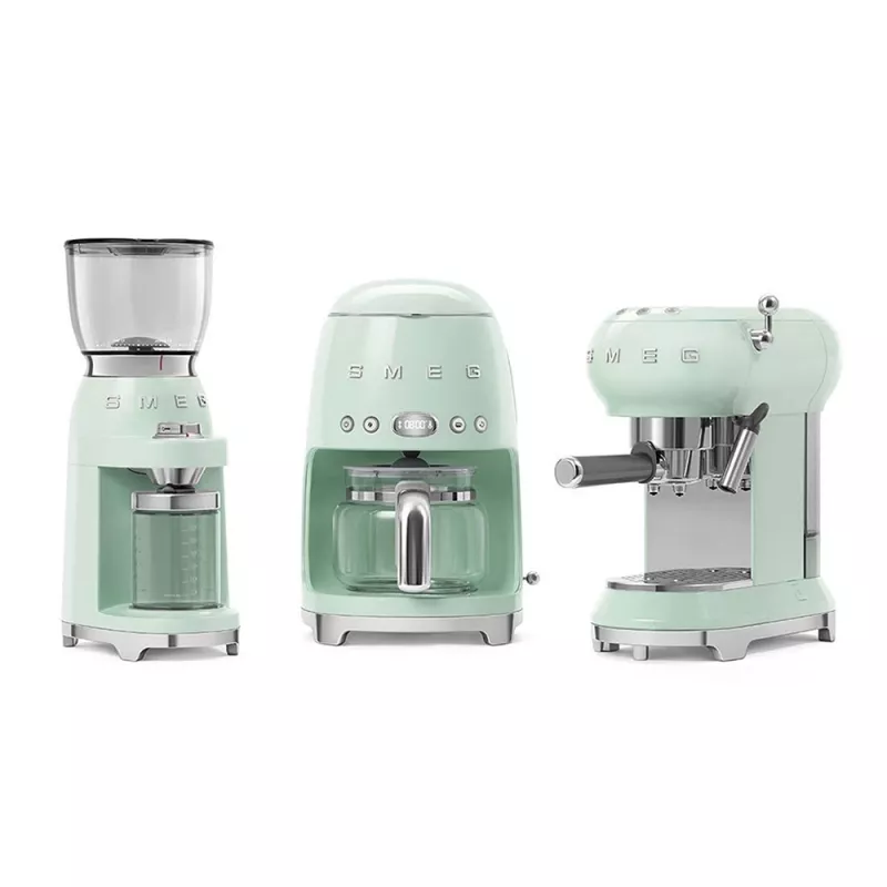 SMEG kavos virimo aparatas pastelinės žalios spalvos DCF02PGEU