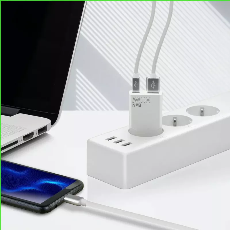 Universalus USB sieninis įkroviklis everActive SC-380Q Super plonas QC 3.0 — greitasis įkrovimas Quick Charge 3.0, kompaktiška konstrukcija
