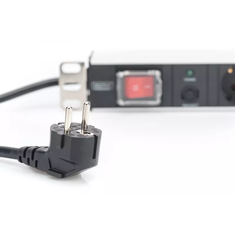 Outlet Strip Digitus DN-95403 su apsauga nuo perkrovos