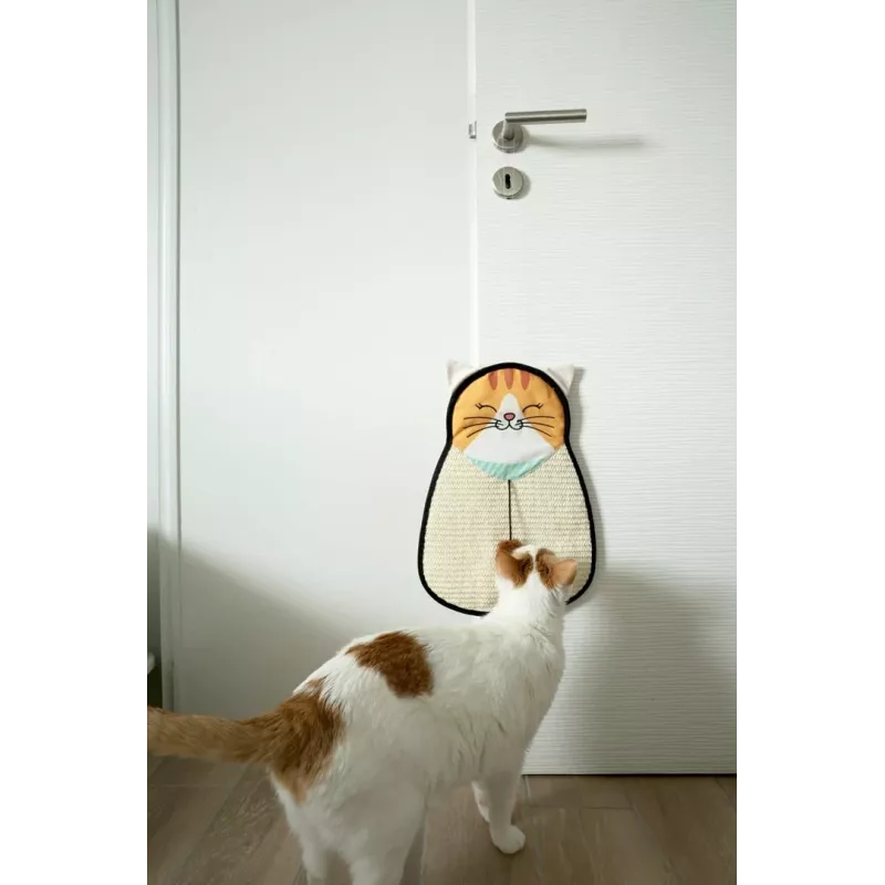 Pakabinamas kačių draskyklė ZOLUX CHATOUILLE 54 cm iš sizalio su žaisliuku