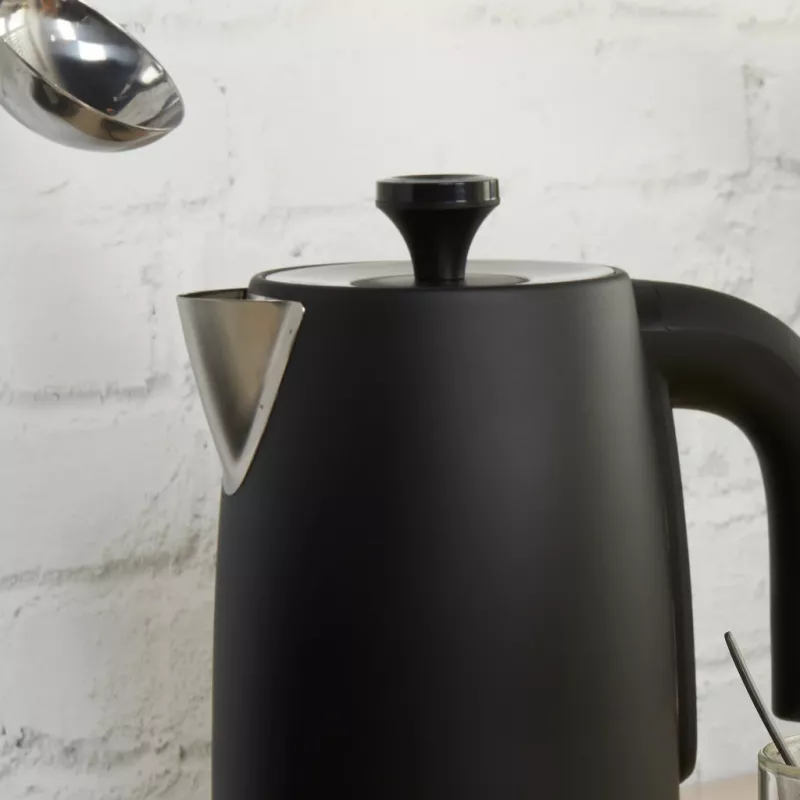 Elektrinis virdulys Petra 1,7 L 3 KW matinės juodos spalvos
