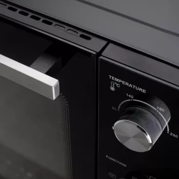 Elektrinė orkaitė Adler AD 6028 — 60 l, 2000 W, laisvai pastatoma, sukamieji valdikliai, grilio iešmas, maks. 230 °C, juoda