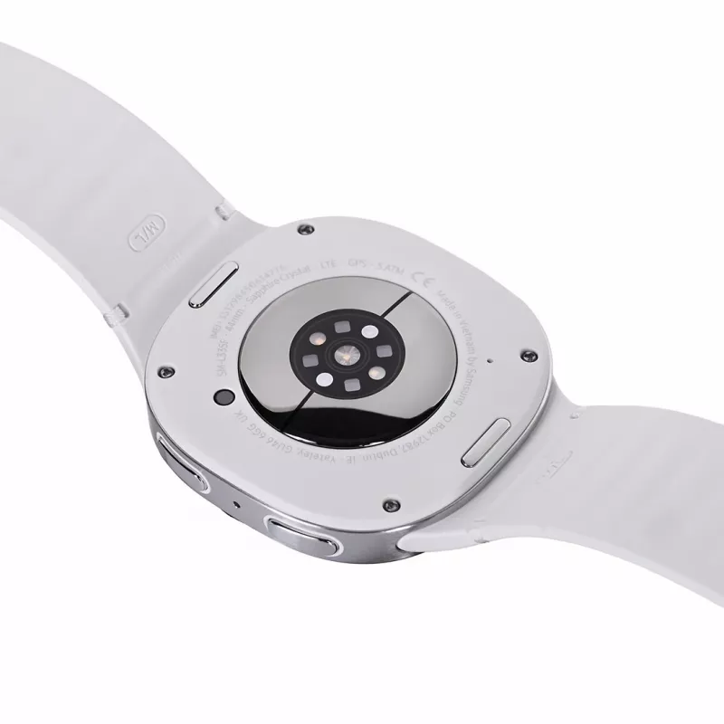 Išmanusis laikrodis Samsung Galaxy Watch 8 44 mm sidabrinis, 1,5 colio AMOLED 480x480, 5 ATM, GPS, 32 GB, 435 mAh