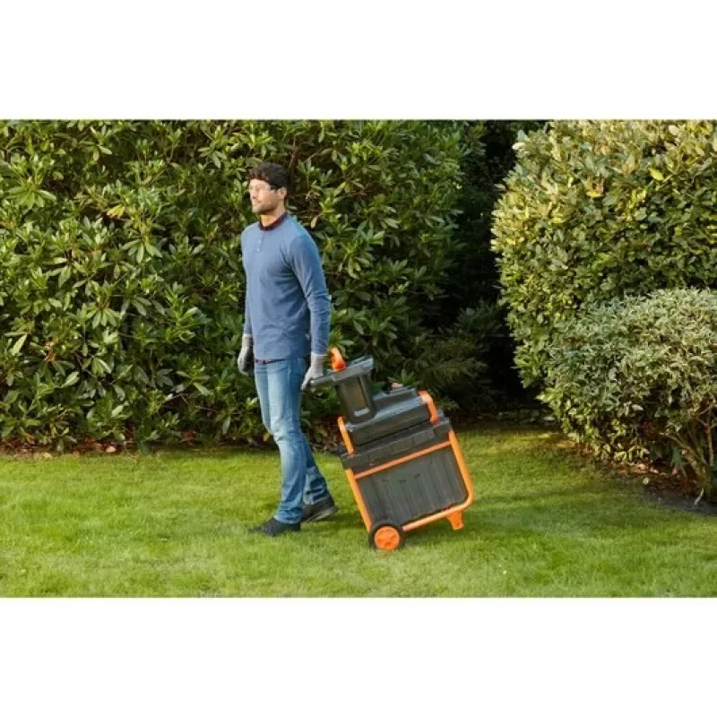 Juoda & Decker BEGAS5800-QS sodo smulkintuvas 2800 W 45 L
