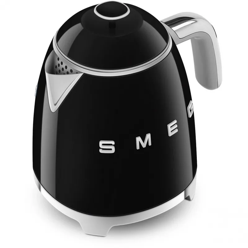 SMEG Virdulys (KLF05BLEU) mini 0,8L juodas