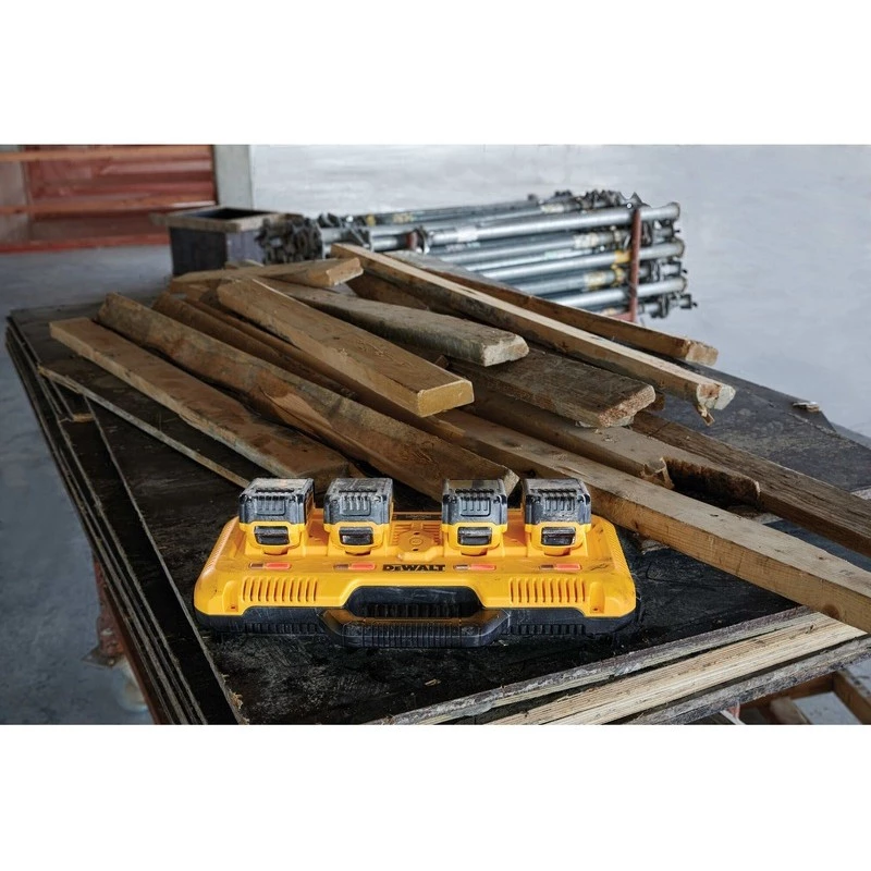 Baterijų kroviklis DeWALT DCB104-QW