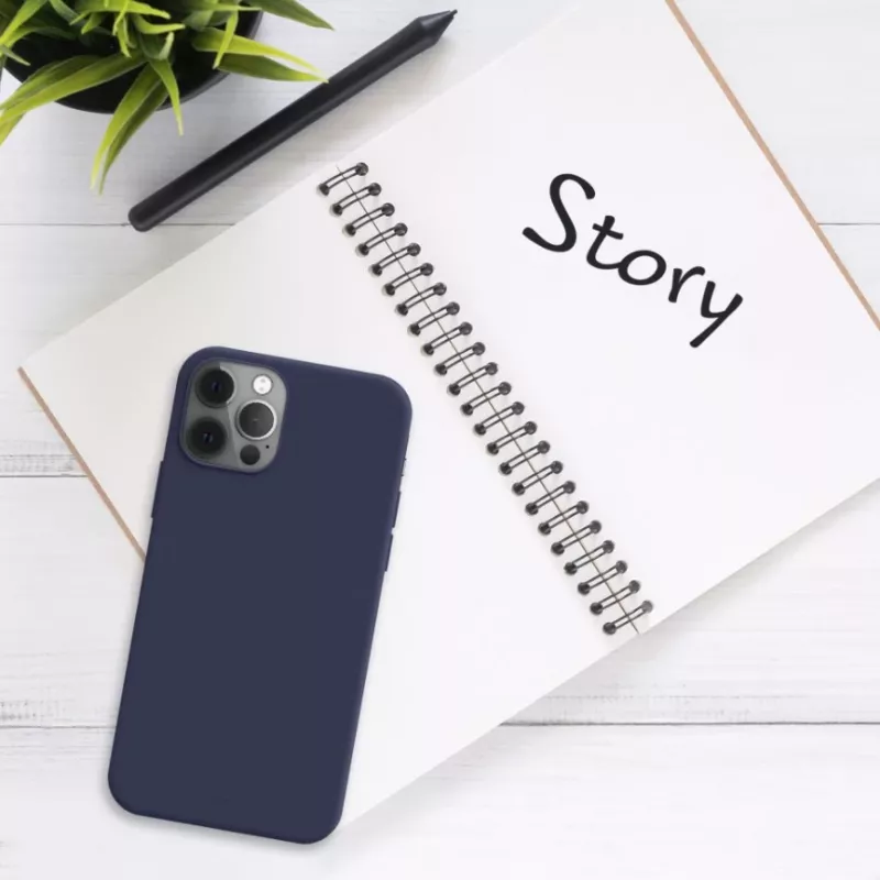Fiksuota istorija | Užpakalinis dangtelis | Apple | iPhone 16 Pro | Gumotas | Mėlynas