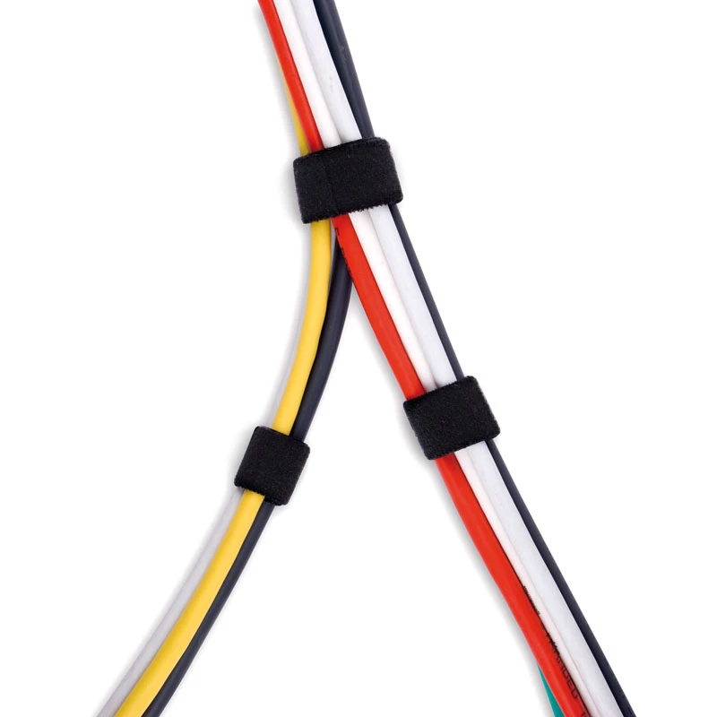 LABEL THE CABLE LTC PRO Roll Strap, dvipusis kabliukų ir kilpų ritinys, 25 m, juoda