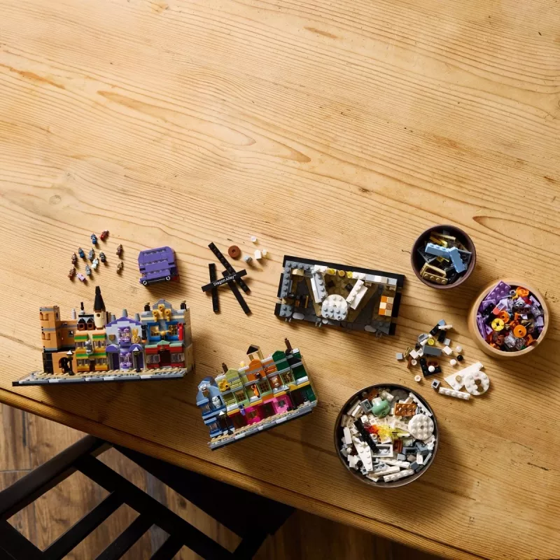 LEGO HARRY POTTER 76444 Kalvų alėjos burtininkų parduotuvės