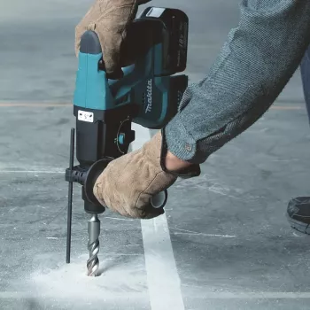 Makita DHR243RTJ plaktukinis grąžtas 9500 aps/min