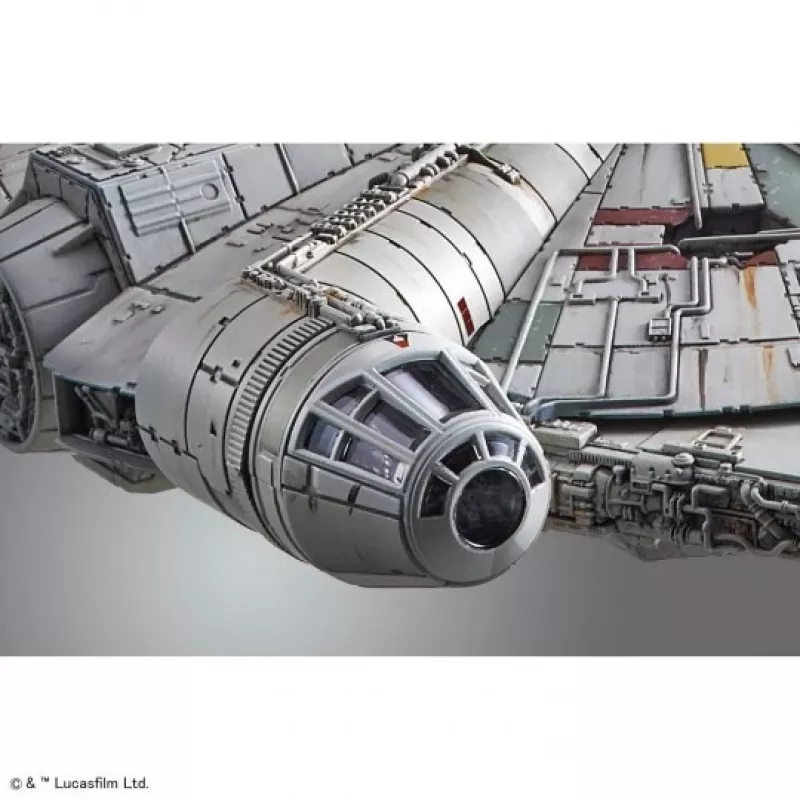 REVELL Millennium Falcon modelio rinkinys 1:144 masteliu — plastikinis surenkamas erdvėlaivis