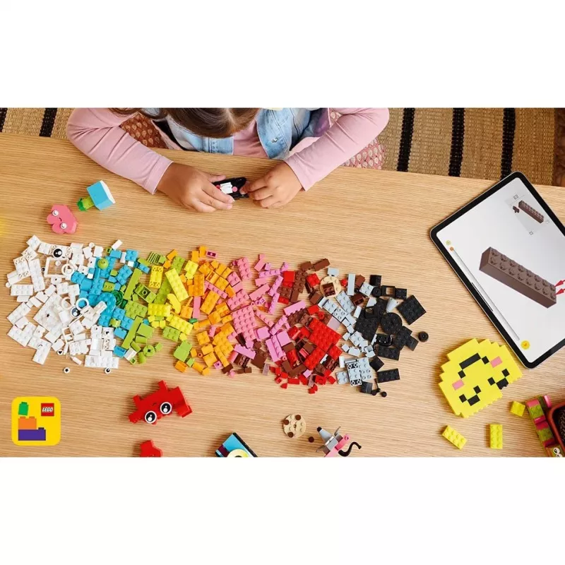 LEGO CLASSIC 11042 Kūrybinė laimės dėžutė