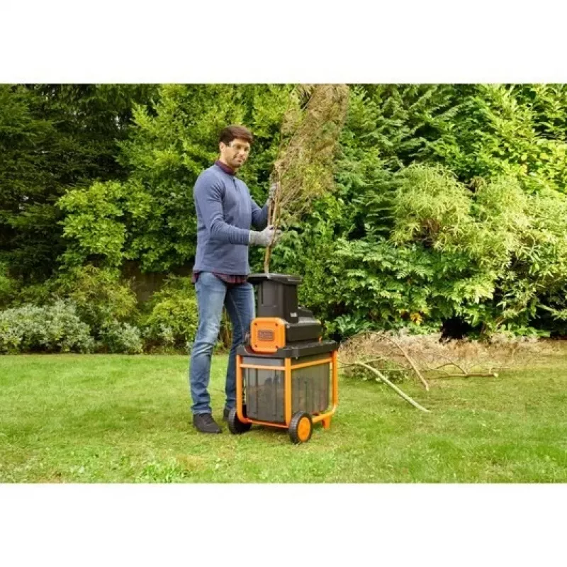 Juoda & Decker BEGAS5800-QS sodo smulkintuvas 2800 W 45 L