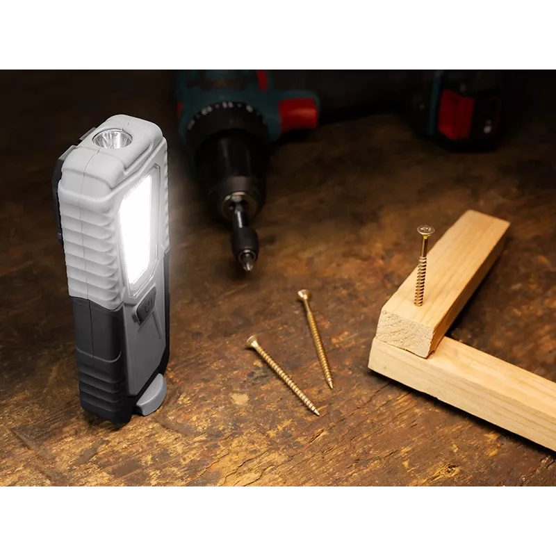 Dirbtuvių žibintuvėlis Base LED 3+1W