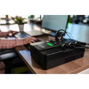 Nepertraukiamo maitinimo šaltinis Green Cell UPS06, Line-Interactive 600 VA (360 W), 6 kintamosios srovės lizdų, LCD, USB, RJ-45, 12 V 7 Ah baterija