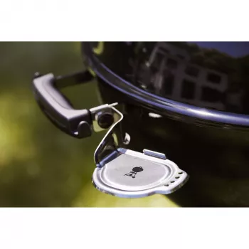 Weber Holzkohlegrill Master Touch GBS E-5750, 57 cm Juoda
