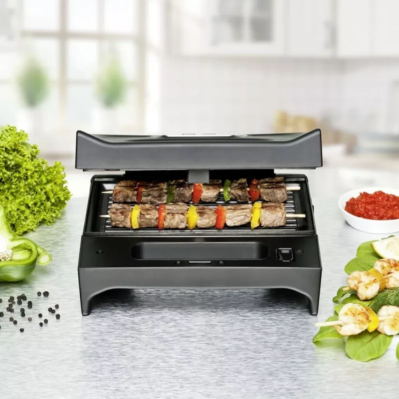 Sumuštinių keptuvas Rommelsbacher SWG 700 – kompaktiškas 3-in-1 elektrinis presas su 3 keičiamomis plokštėmis (sumuštinių, belgiškų vaflių, grilio), nerūdijančio plieno akcentais