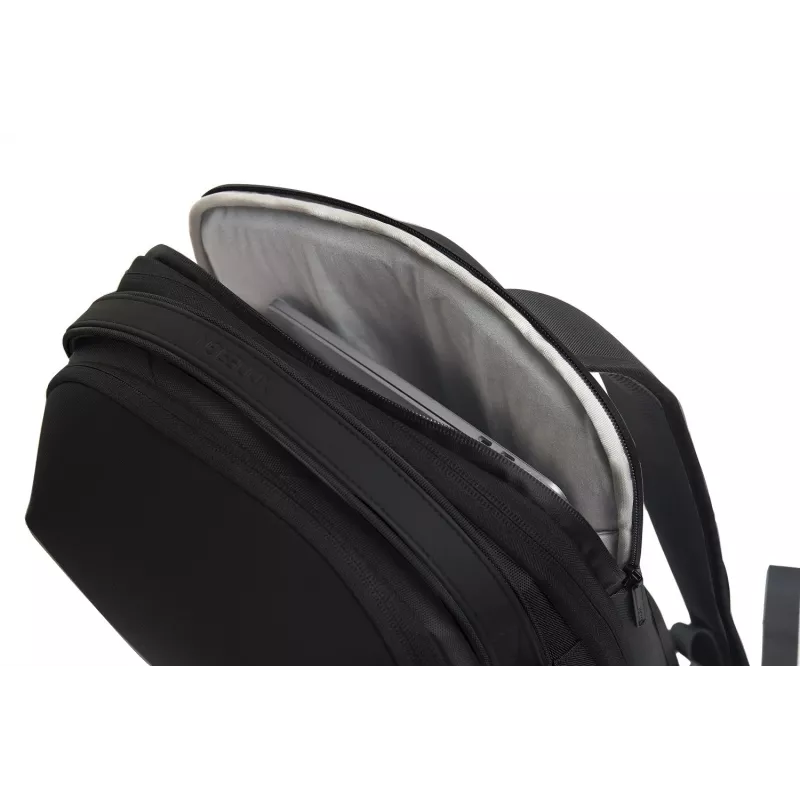 Kuprinė XDDESIGN Bizz Juoda — atspari vandeniui, lengva, modelis P705.931
