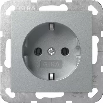 Gira SCHUKO lizdas System 55 F Alu modelis 418826 — įleidžiamas apsauginio įžeminimo lizdas, suderinamas su System 55 rėmeliu