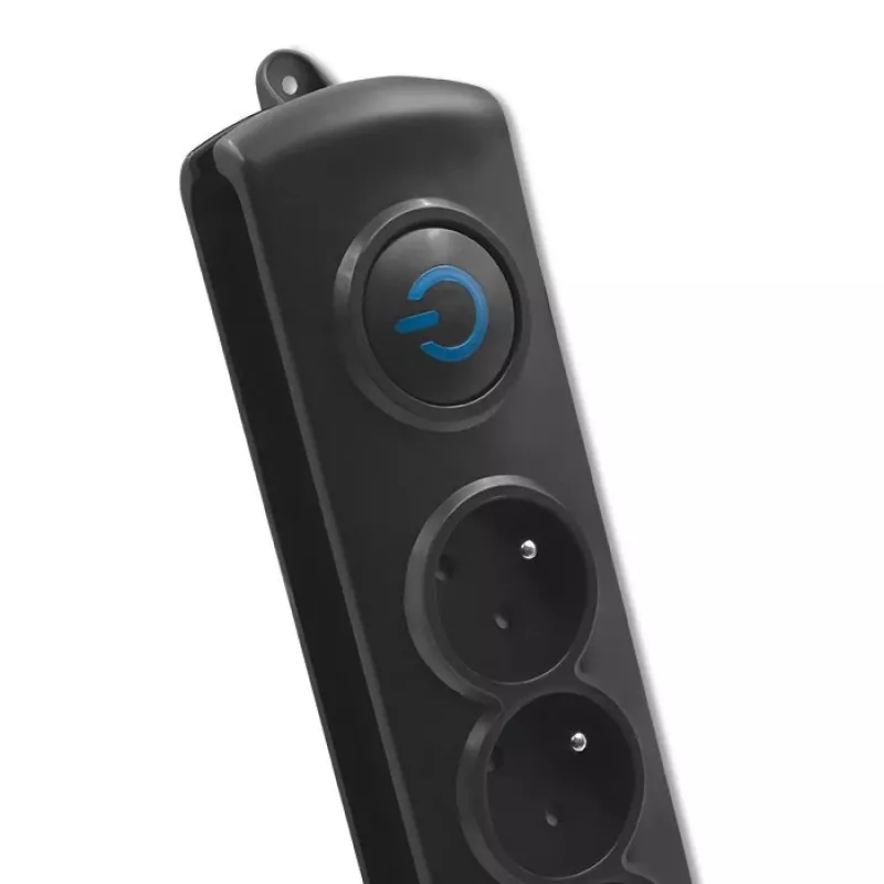 Įtampos ribotuvas Qoltec 50112 juodas 6 kintamosios srovės lizdai 230V 3m