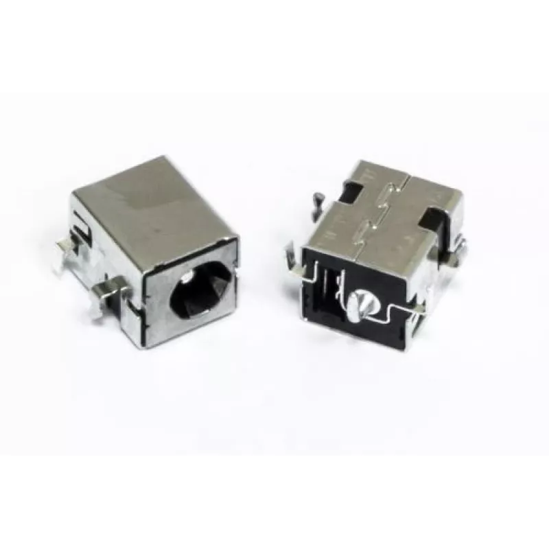 maitinimo lizdas, ALIENWARE Area-51: M3200, M5550, M5700