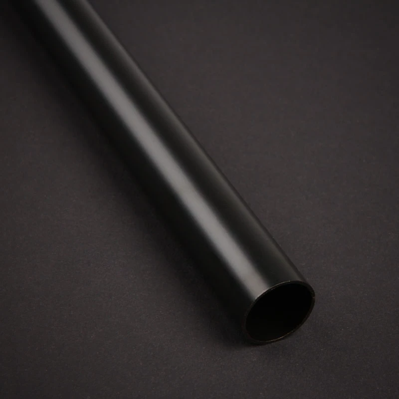 Kietas vamzdis 16 mm OD BitsPower None Chamfer žalvarinis vamzdis 500 mm — anglies apdaila