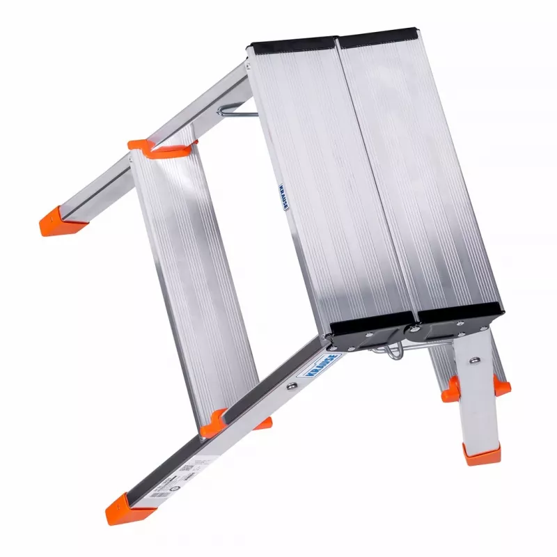 Sulankstomos kopėčios Krause Treppy Sidabrinė 130020 — aliuminio, 2 pakopos, 150 kg talpa, sulenktos 55×20 cm, svoris 2 kg