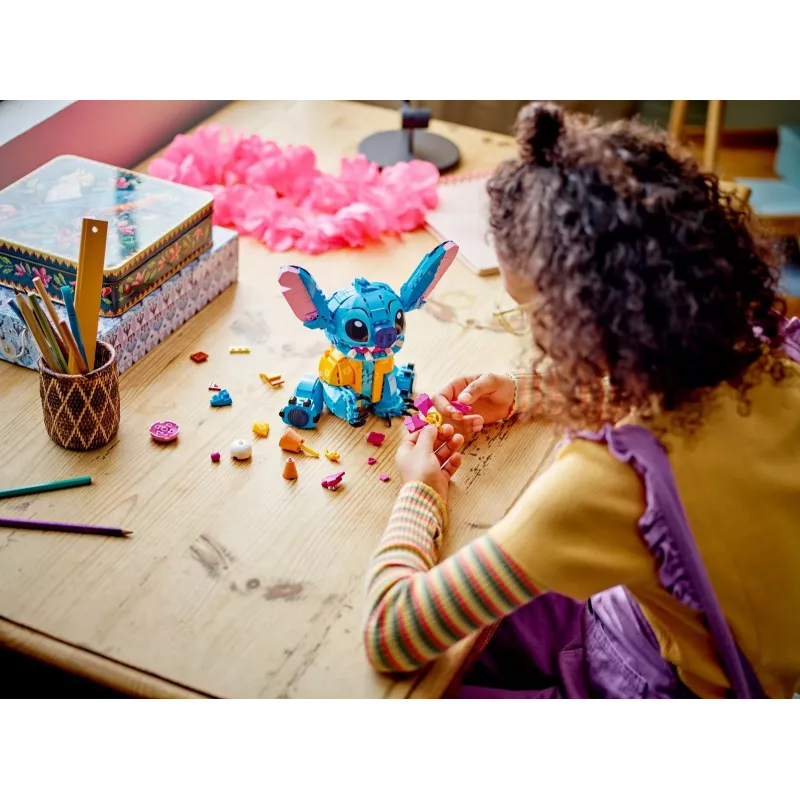 LEGO | Disney Stitch statomas vaikų žaidimų rinkinys su ledų kūgiu 43249