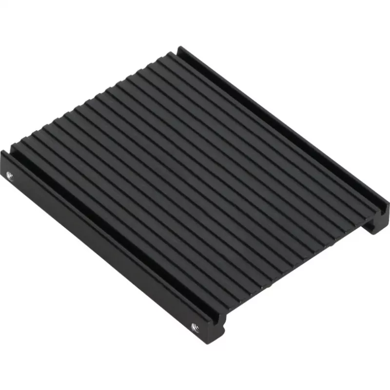 EZConvert MB705M2P-B, keitiklis juodas, M.2 PCIe NVMe SSD į 2,5 inch ir 2 PCIe SSD keitiklis / adapteris