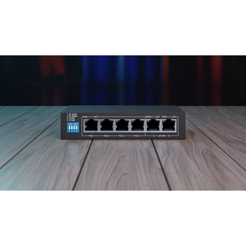 Nevaldomas komutatorius Extralink EUROS V2 4x 100Mb/s PoE/PoE+
