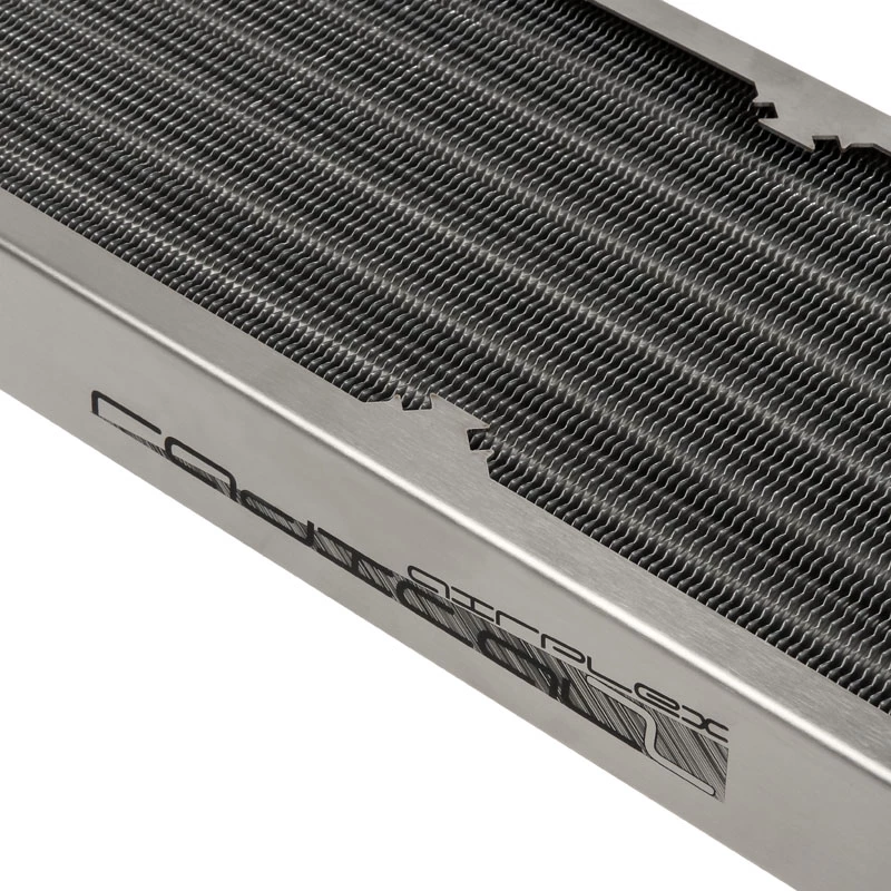 Radiator Aqua-Computer airplex radical 2/480 — Aliuminis/Varis/Nerūdijantis plienas, 520×140×40 mm
