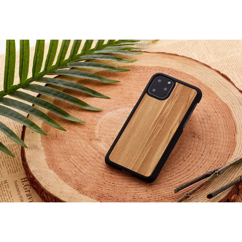 Išmaniojo telefono dėklas „Man and Wood“ skirtas „iPhone 11 Pro Max“ – kapučino juodos spalvos apdaila